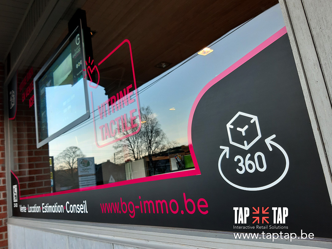 Porte Affiche A3 pour agence Immobilière, Lettrage & écran vitrine, réaliser par TAPTAP Belgique